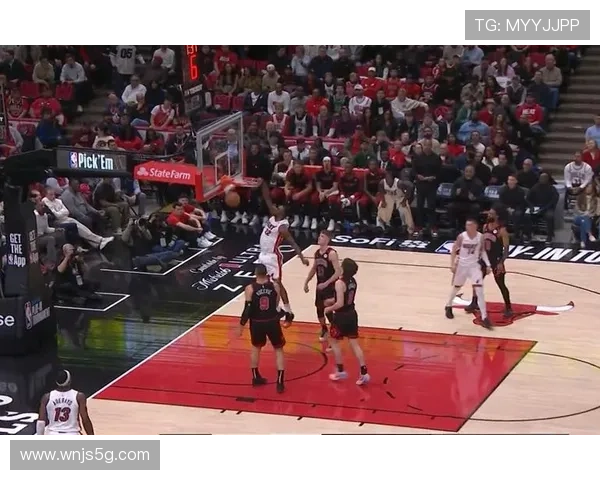 热火七人上双大胜老鹰希罗闪耀